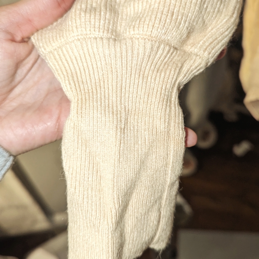 Cream Sweater size S ribbed sweater